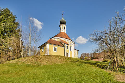 Gemeinde Reischach Landkreis Altötting Filialkirche Sankt Antonius von Padua (Dirschl Joahann) Deutschland AÖ
